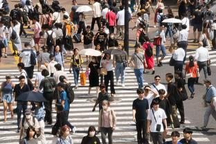 明日再战马刺！詹姆斯、浓眉、普林斯出战成疑 范德彪大概率出战